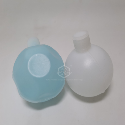 Bóng làm mát hình cầu HDpe PCM 5 ℃ 65mm được đóng gói để lưu trữ năng lượng nhiệt